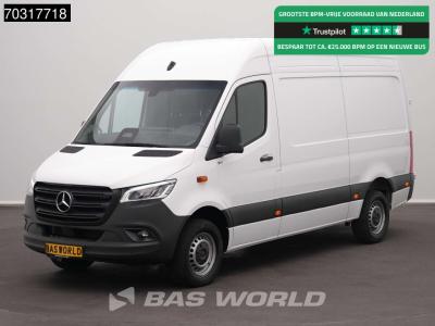 Mercedes-Benz Sprinter 317 CDI Automaat 2025 Model LED L2H2 Navi Airco Cruise Camera MBUX CarPlay Parkeersensoren en vente par BAS World B.V.