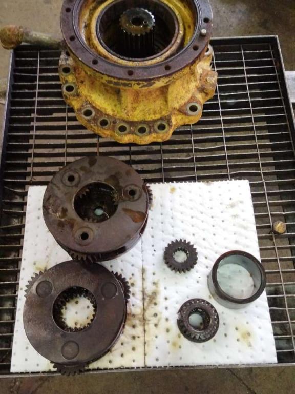 Réducteur de rotation pour Caterpillar 312 B Photo 5