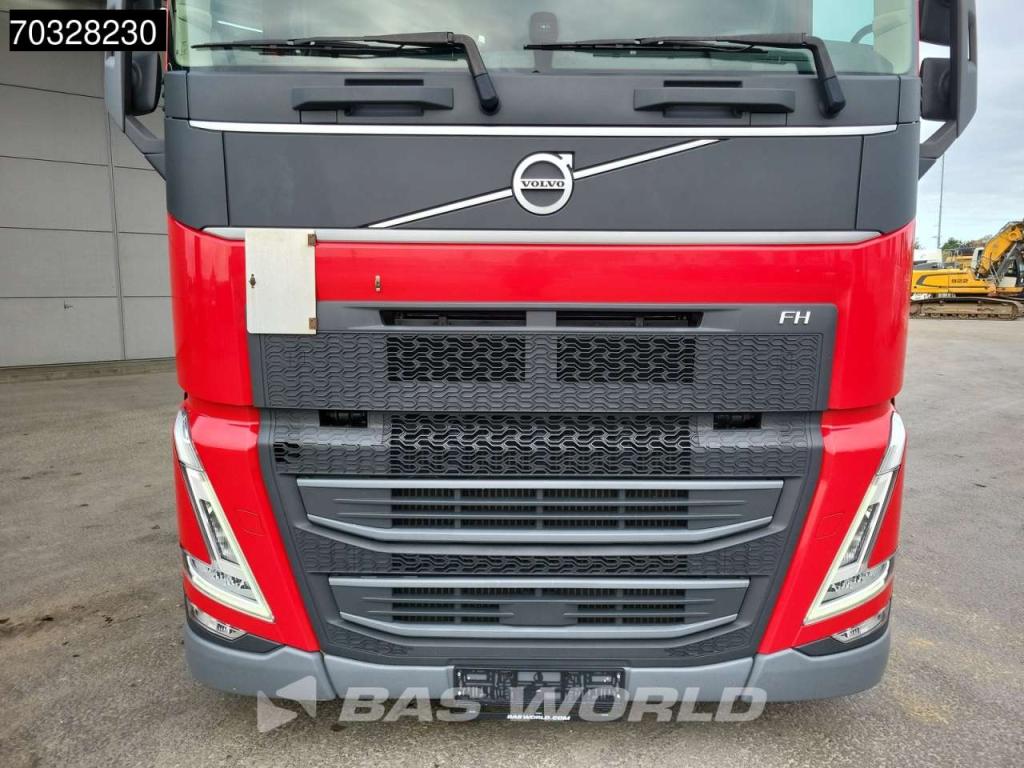 Volvo FH 460 4X2 Mega XL 2x Tanks ACC Navi Photo 8