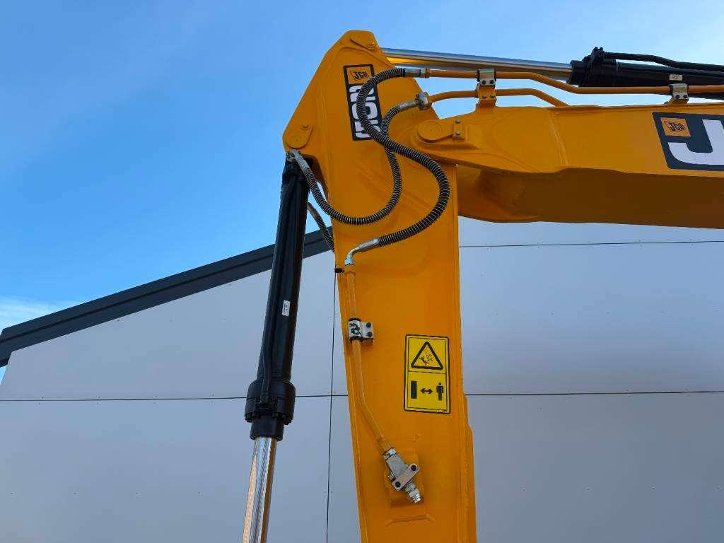JCB 205 *2026 Model* New / Unused / Hammer Lines Photo 15