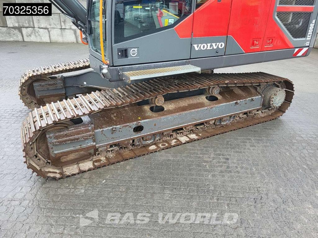 Volvo EC300 E NL Photo 22