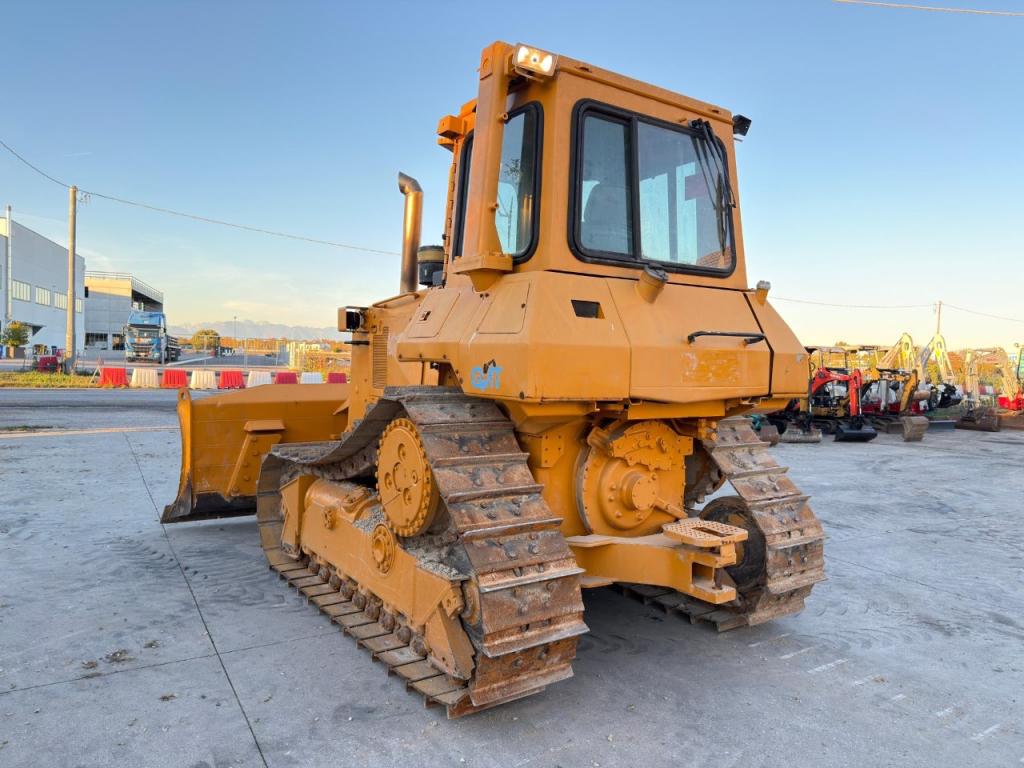 Caterpillar D5H Photo 5