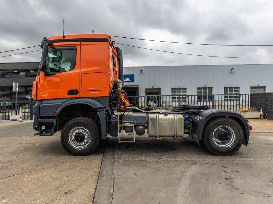 Mercedes-Benz AROCS 2145 - 4X4 Photo 7