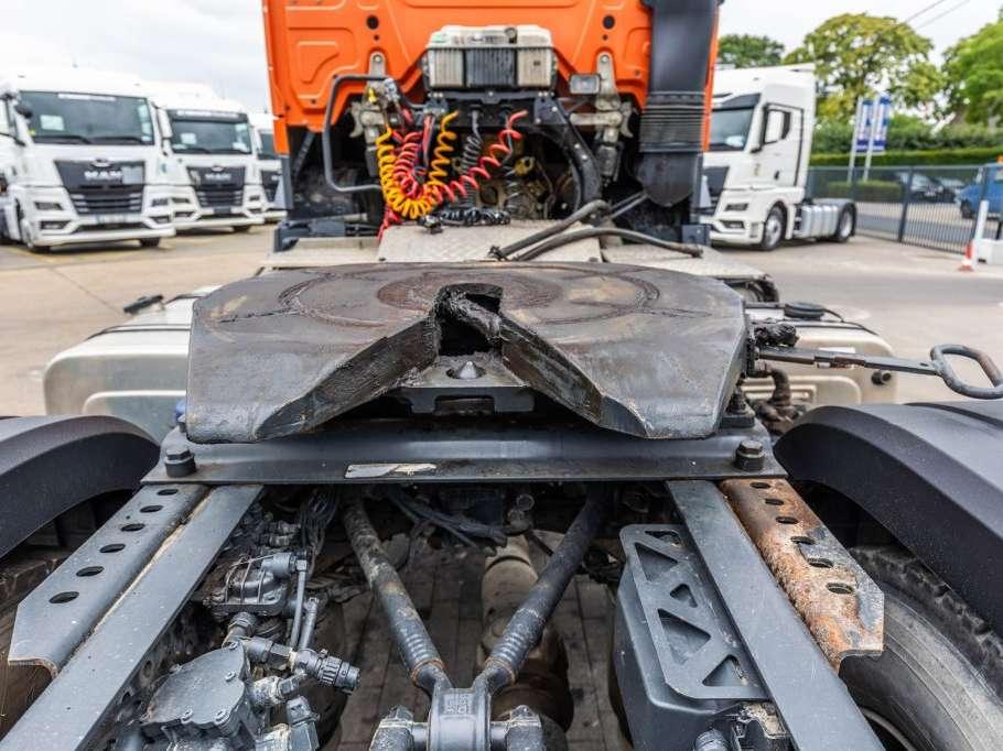 Mercedes-Benz AROCS 2145 - 4X4 Photo 8
