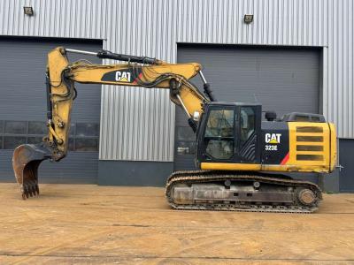 Caterpillar 323E en vente par Big Machinery