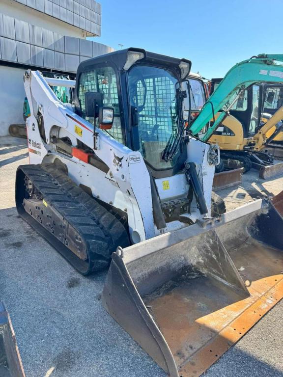 Bobcat T 870 Photo 1