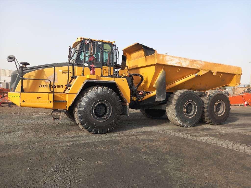 Komatsu HM400-3R (4 units available for sale in Abu Dhabi) Photo 7