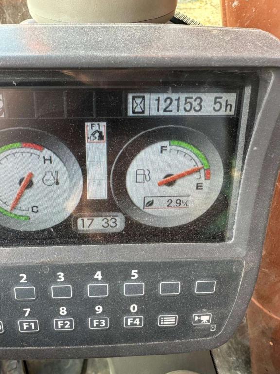 Hitachi ZX350LCN Photo 6