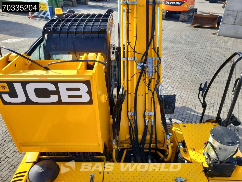 JCB JS175 W Lift Cabin Photo 10