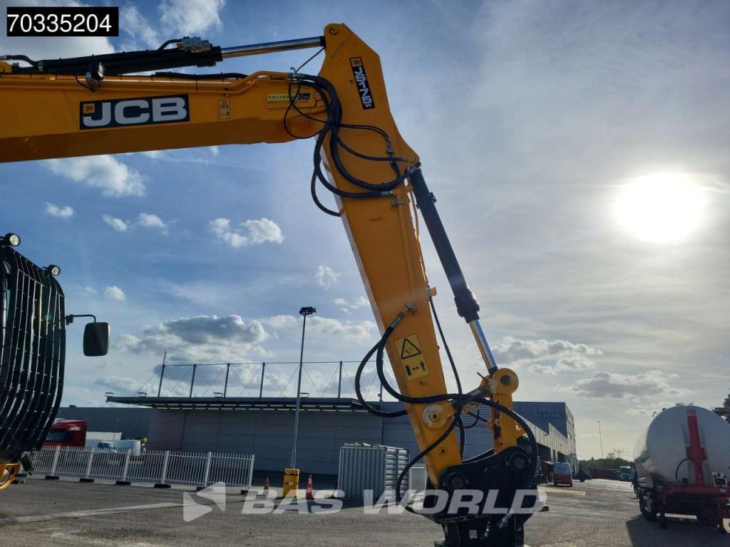 JCB JS175 W Lift Cabin Photo 14