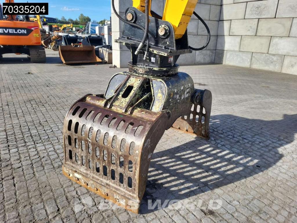 JCB JS175 W Lift Cabin Photo 16