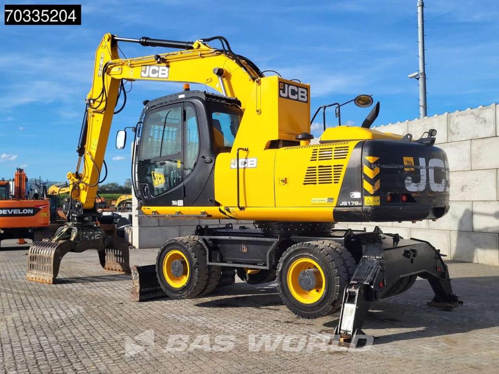 JCB JS175 W Lift Cabin Photo 6
