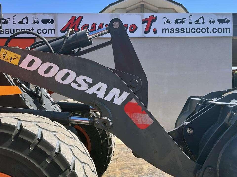 Doosan DL250-5 Photo 8