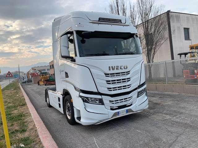 Iveco AS440S51T/P Photo 10