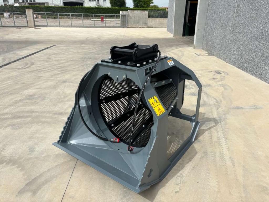 CM CBR 12 Photo 3