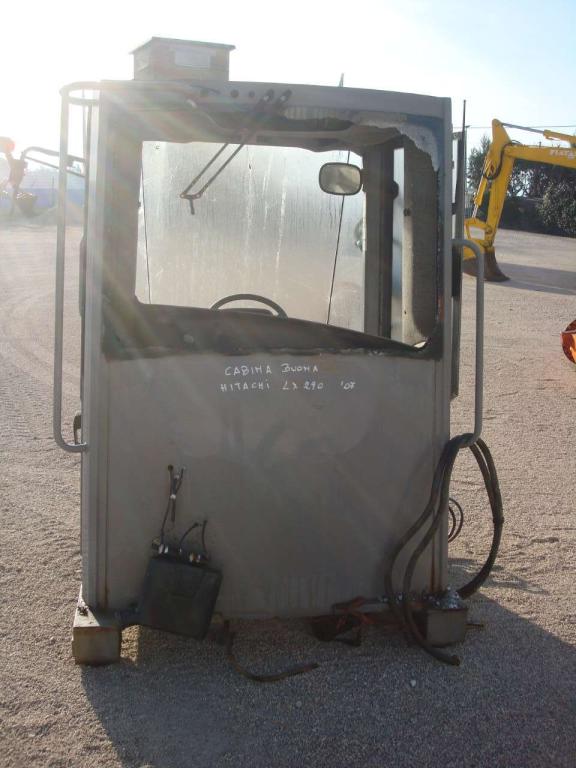 Cabine pour Hitachi LX290 Photo 4