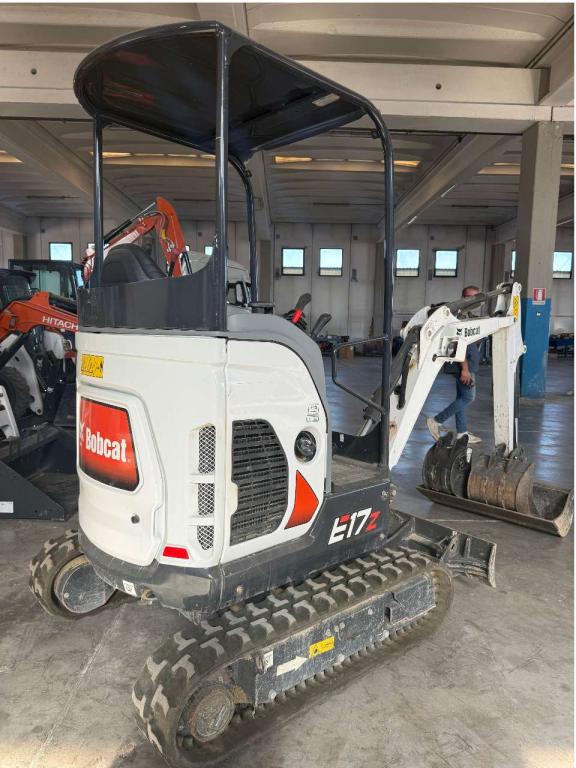 Bobcat E 17Z Photo 2