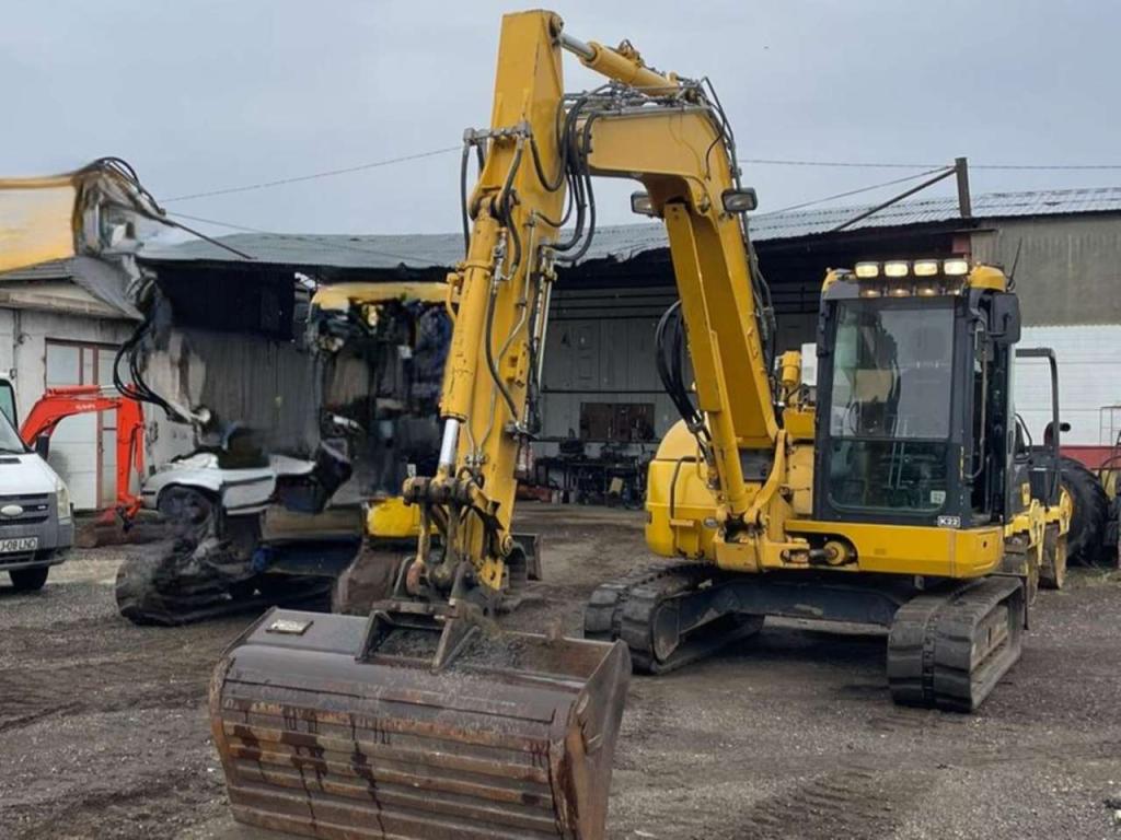 Komatsu PC88MR-8 Photo 1