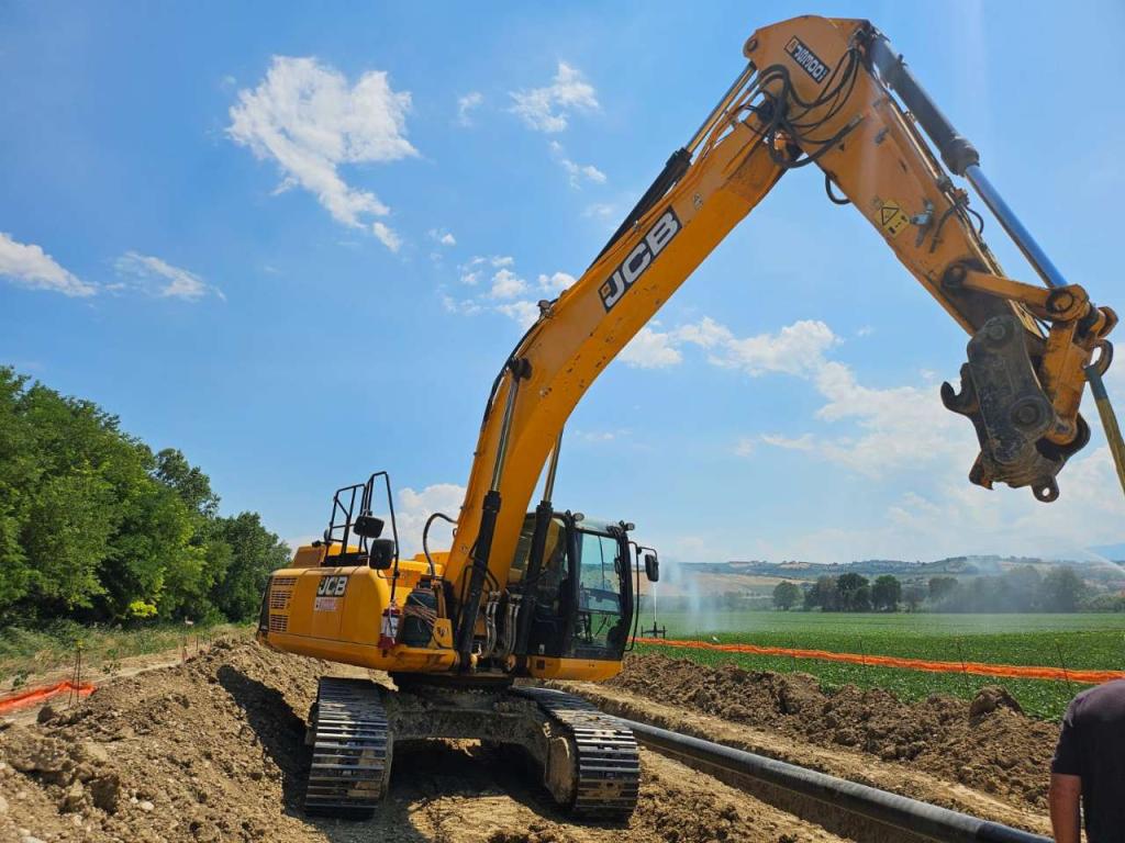 JCB JS 300 Photo 5