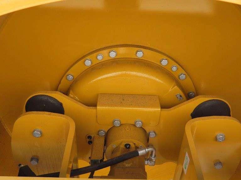 Caterpillar CS13 Photo 15