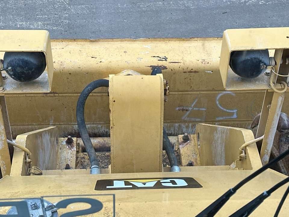 Caterpillar 825C Photo 10