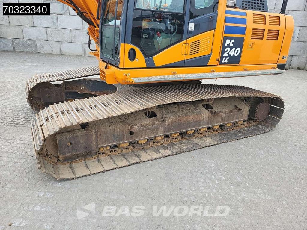 Komatsu PC240 LC-10 Photo 26