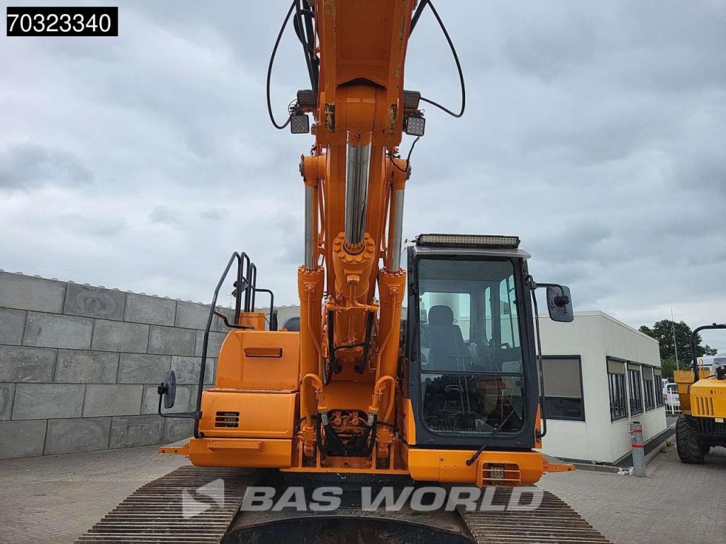 Komatsu PC240 LC-10 Photo 8