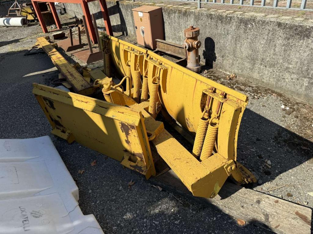 Takeuchi TL140 Photo 6