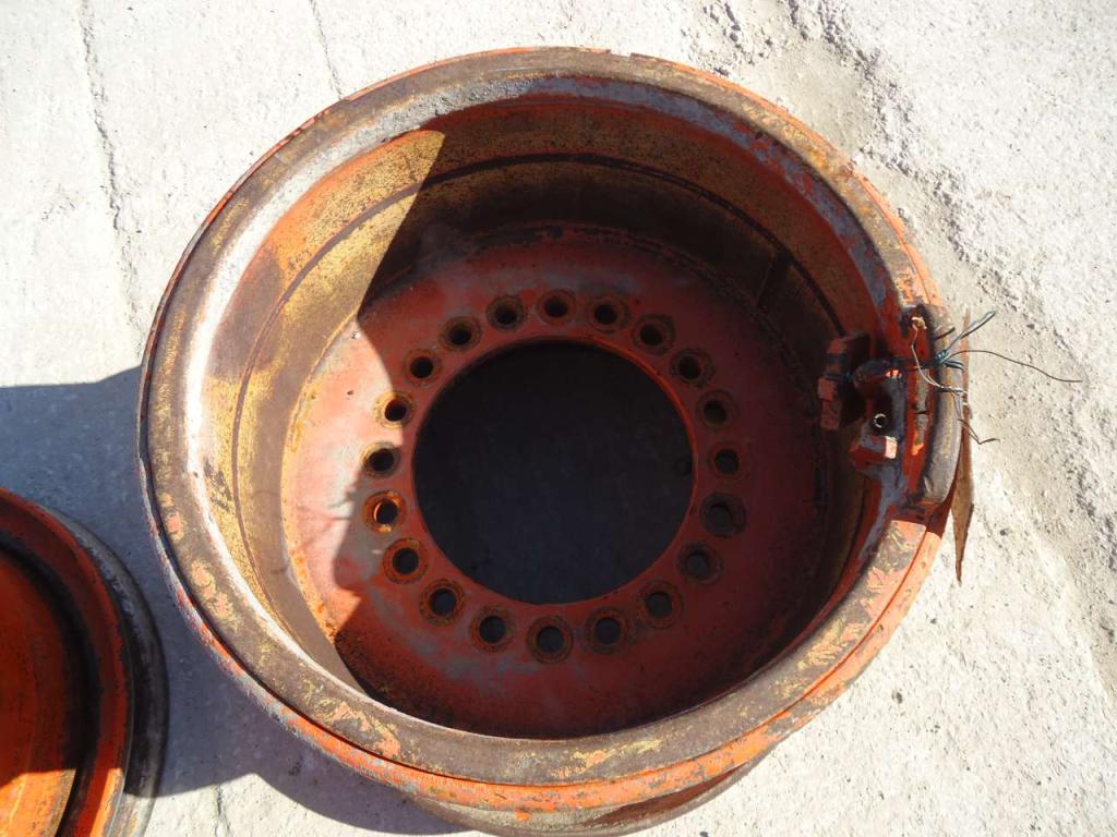 Jante pour Fiat Kobelco W270 Photo 2