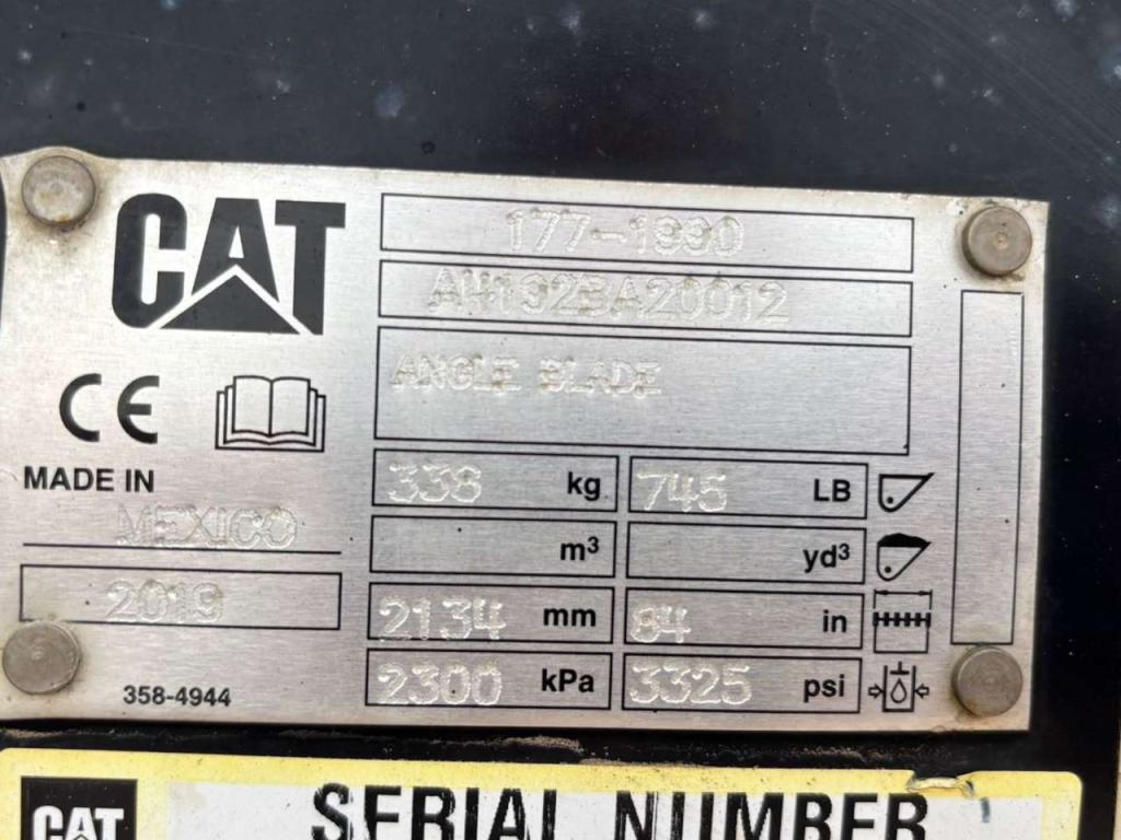 Caterpillar ANGLE BLADE Photo 7