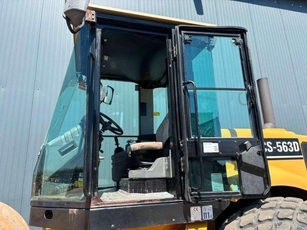 Caterpillar CS563D Photo 20