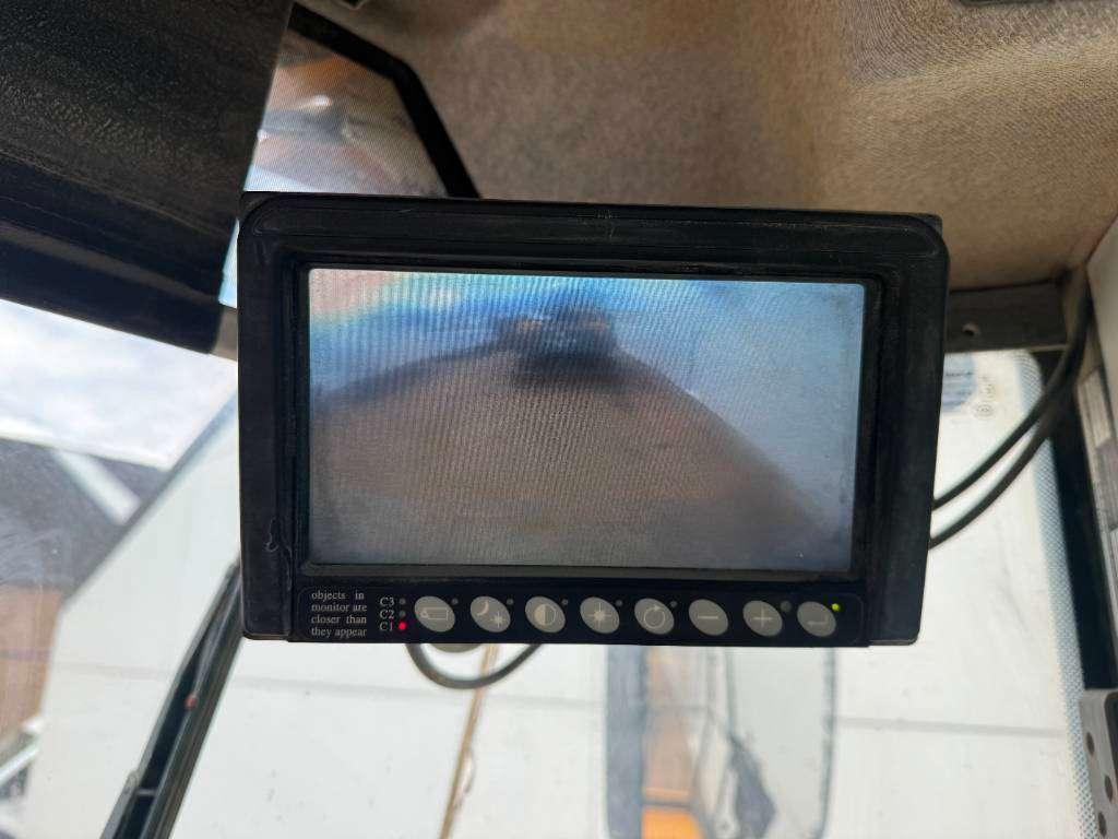 Volvo L150H - High-tip Bucket / Backup Camera Photo 13