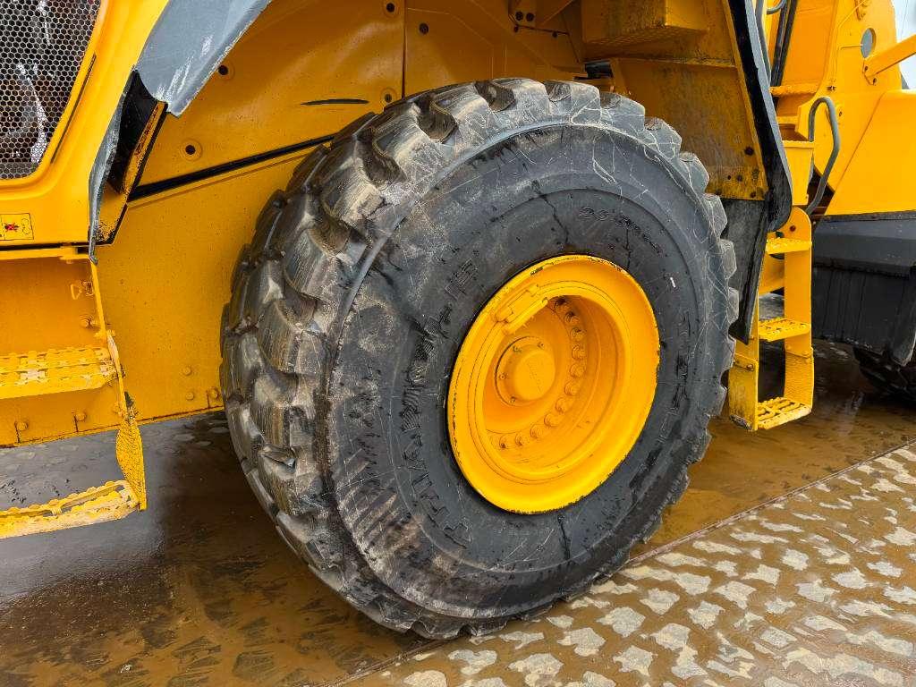 Volvo L150H - High-tip Bucket / Backup Camera Photo 23