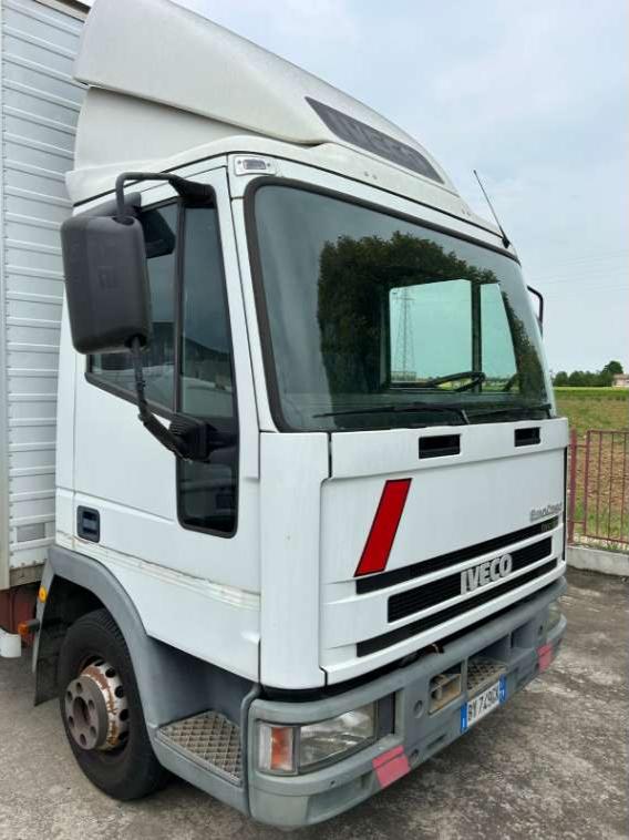 Iveco 75E15 Photo 1