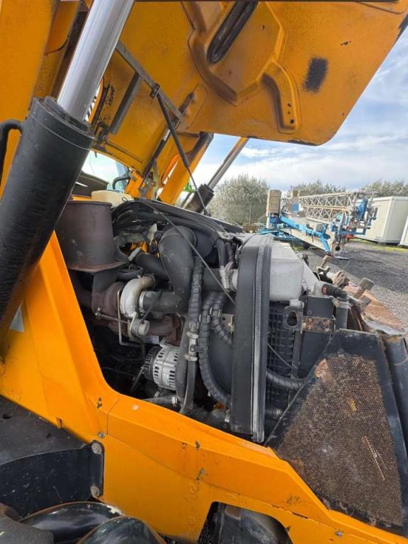 JCB 4CX Photo 17