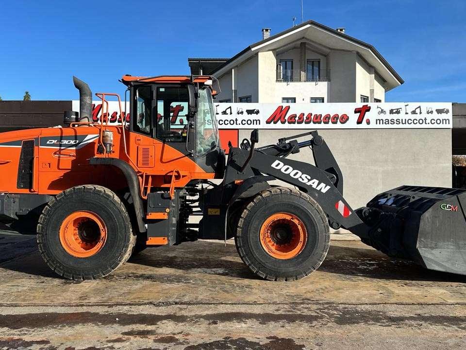 Doosan DL300-5 Photo 20