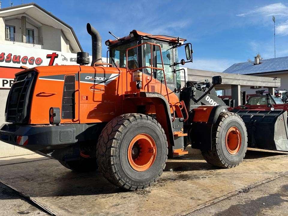 Doosan DL300-5 Photo 21