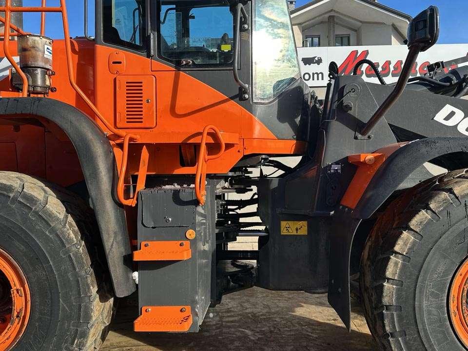 Doosan DL300-5 Photo 6
