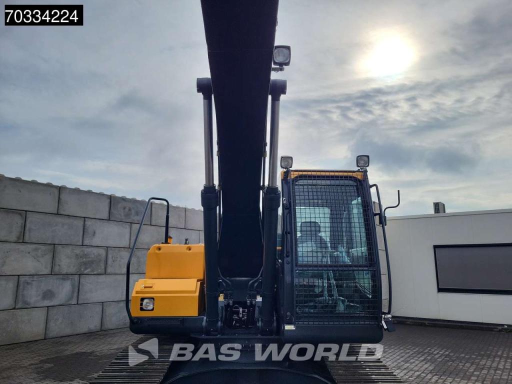 Hyundai R210 Photo 9