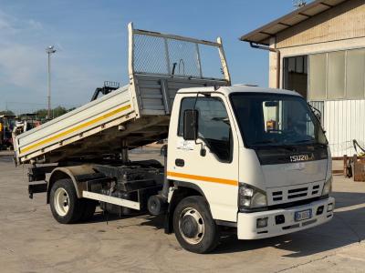 Isuzu NQR 175 75 en vente par Ideal Macchine Srl