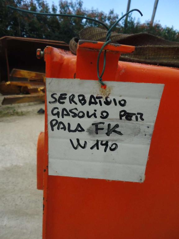 Réservoir de carburant pour Fiat Kobelco W190 Photo 5