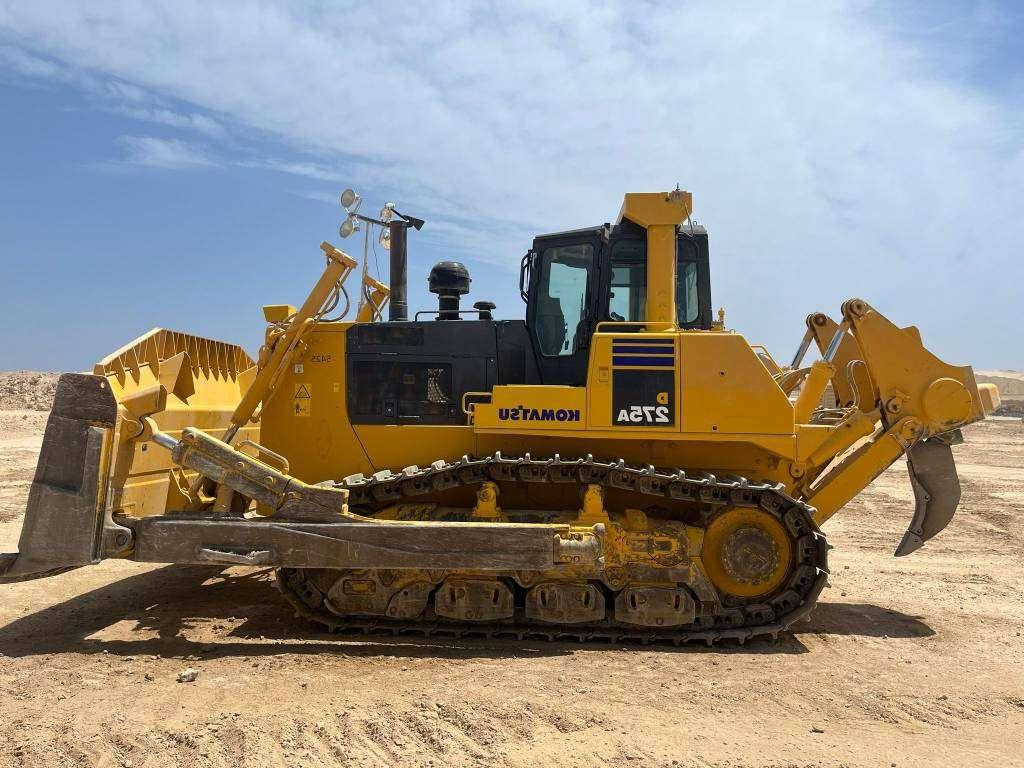 Komatsu D275A-5R (EXW - Abu Dhabi) Photo 1