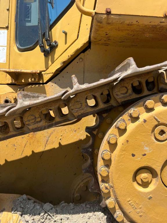 Caterpillar D5H Photo 3