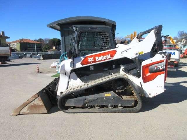 Bobcat T76 HF Photo 1
