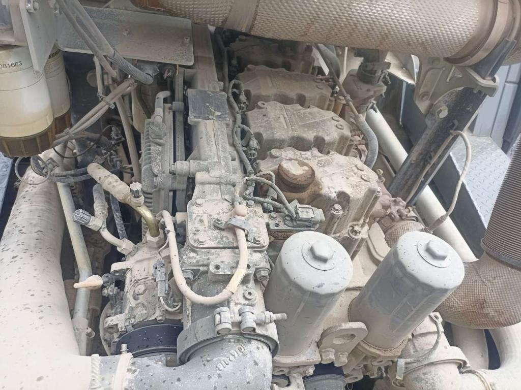 Liebherr L 580 X POWER (versione 40km/h) Photo 7