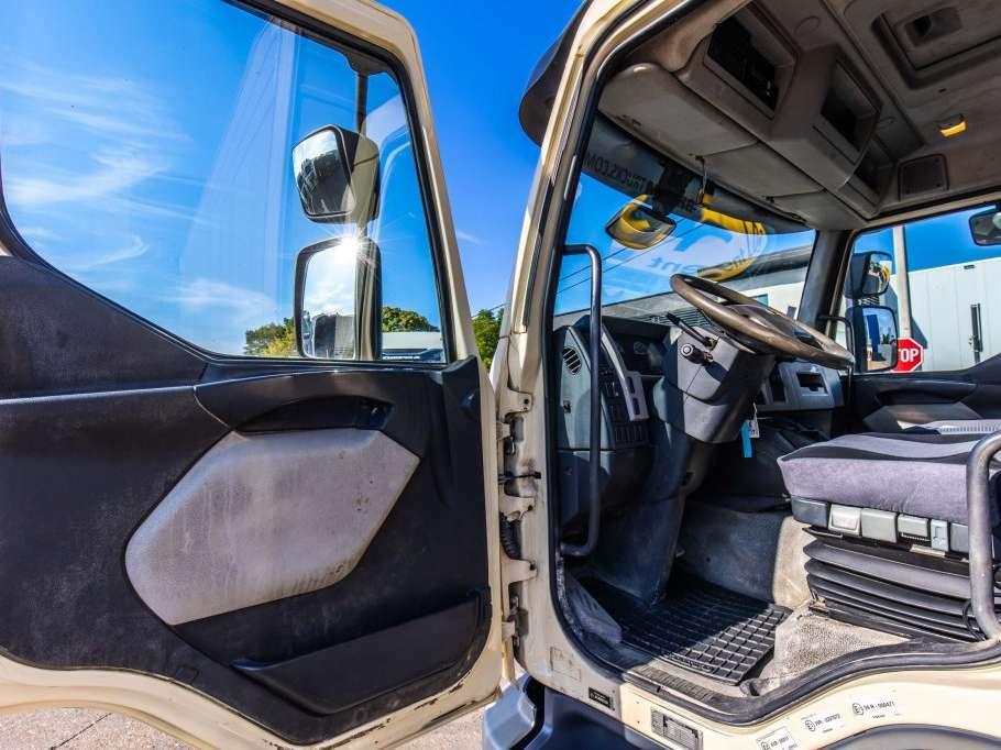 Volvo FL 250+DHOLLANDIA 2T. Photo 17