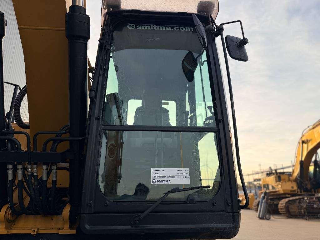 Caterpillar 320D L Photo 28