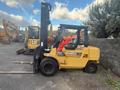 Caterpillar DP45K en vente par D.F. Car di Franco e Giuseppe