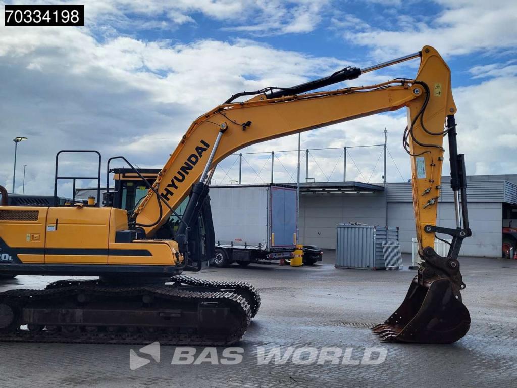 Hyundai HX220 L Photo 6