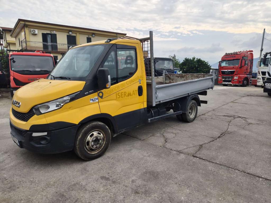Iveco DAILY 35-130 Photo 20